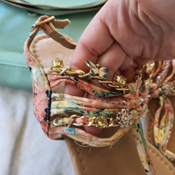 Purse and sandal set Paprika and Street Level mint green beaded fabric - Picture 3 of 12